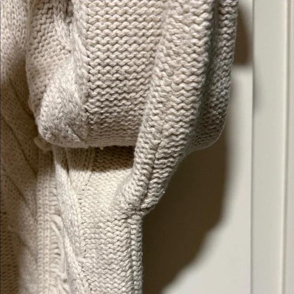 Leith Ivory Fringed Knit Sweater - Picture 7 of 8